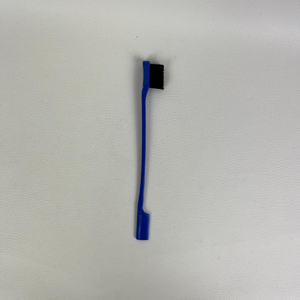 Brosse à bords avec peigne